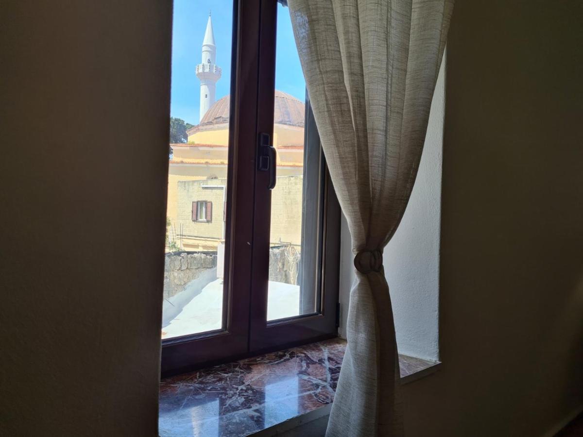 Cosmos Old Town Apartment Rhodes City Екстериор снимка
